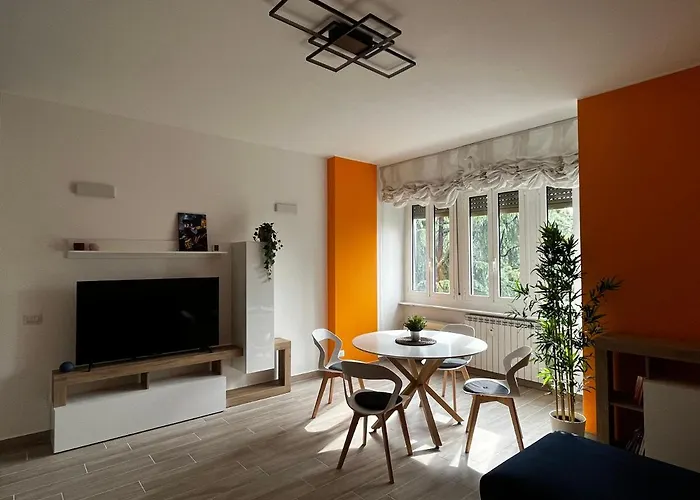 Bright Place: Wide&modern Condo In